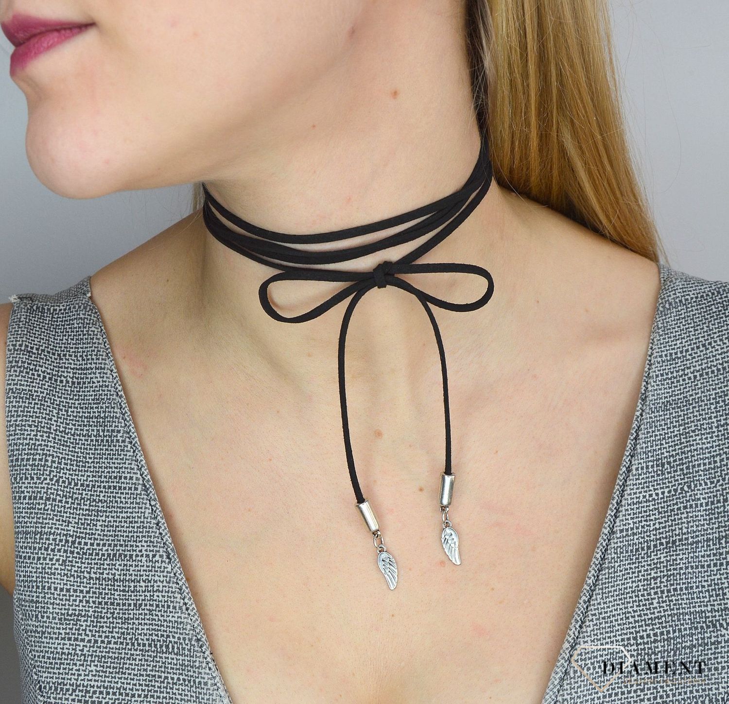 Naszyjnik choker damski czarny By Dziubeka skrzydełka NIL2001 ✓Biżuteria damska.jpg